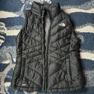 North face women’s vest